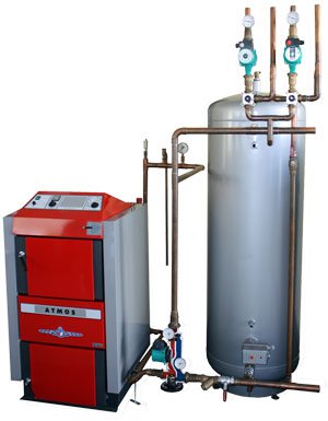 Твердотопливный котел и теплоаккумулятор Твердотопливный котел и аккумулятор